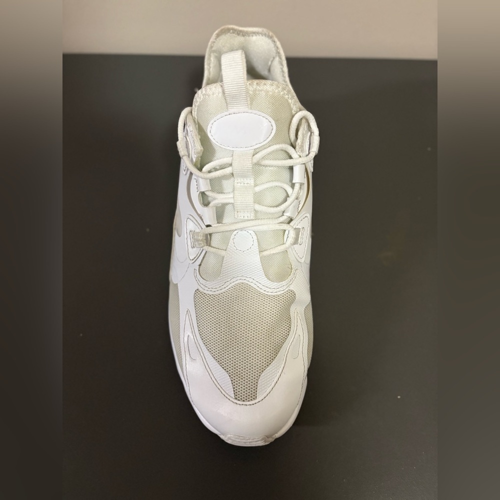 Nike Air Max Infinity 2,Women’s Triple White - CU9453-100 Size 11 - Picture 9 of 14